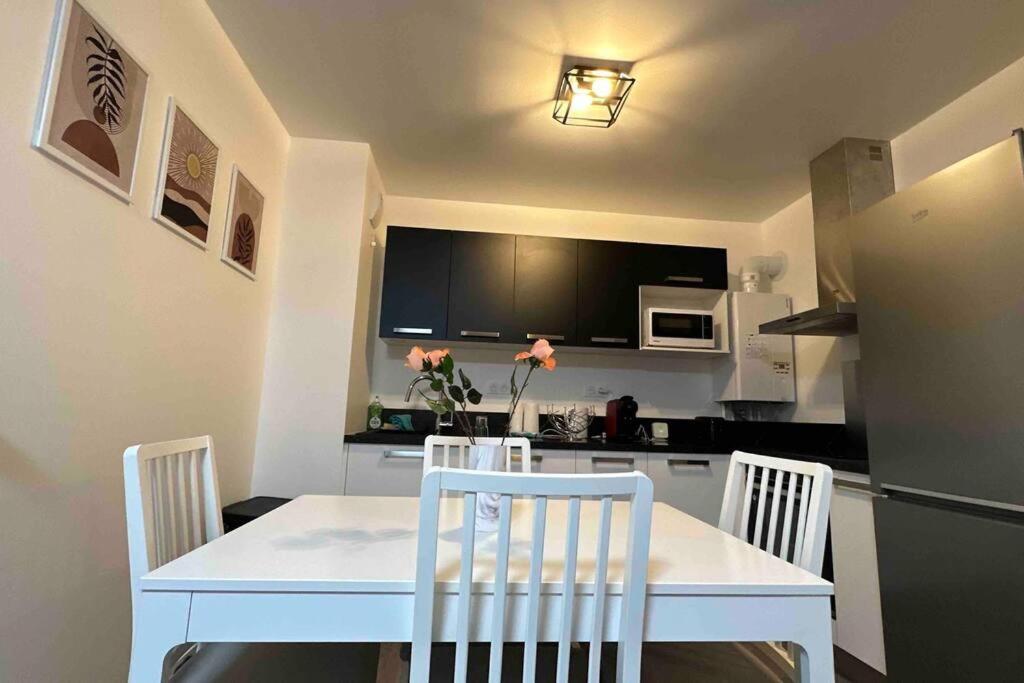 Appartement Cozy - Quartier Residentiel Melun Esterno foto