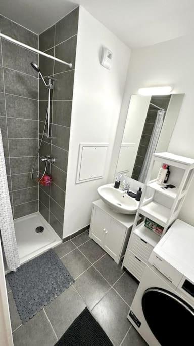 Appartement Cozy - Quartier Residentiel Melun Esterno foto