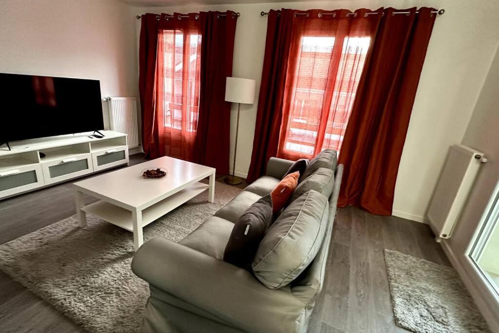 Appartement Cozy - Quartier Residentiel Melun Esterno foto
