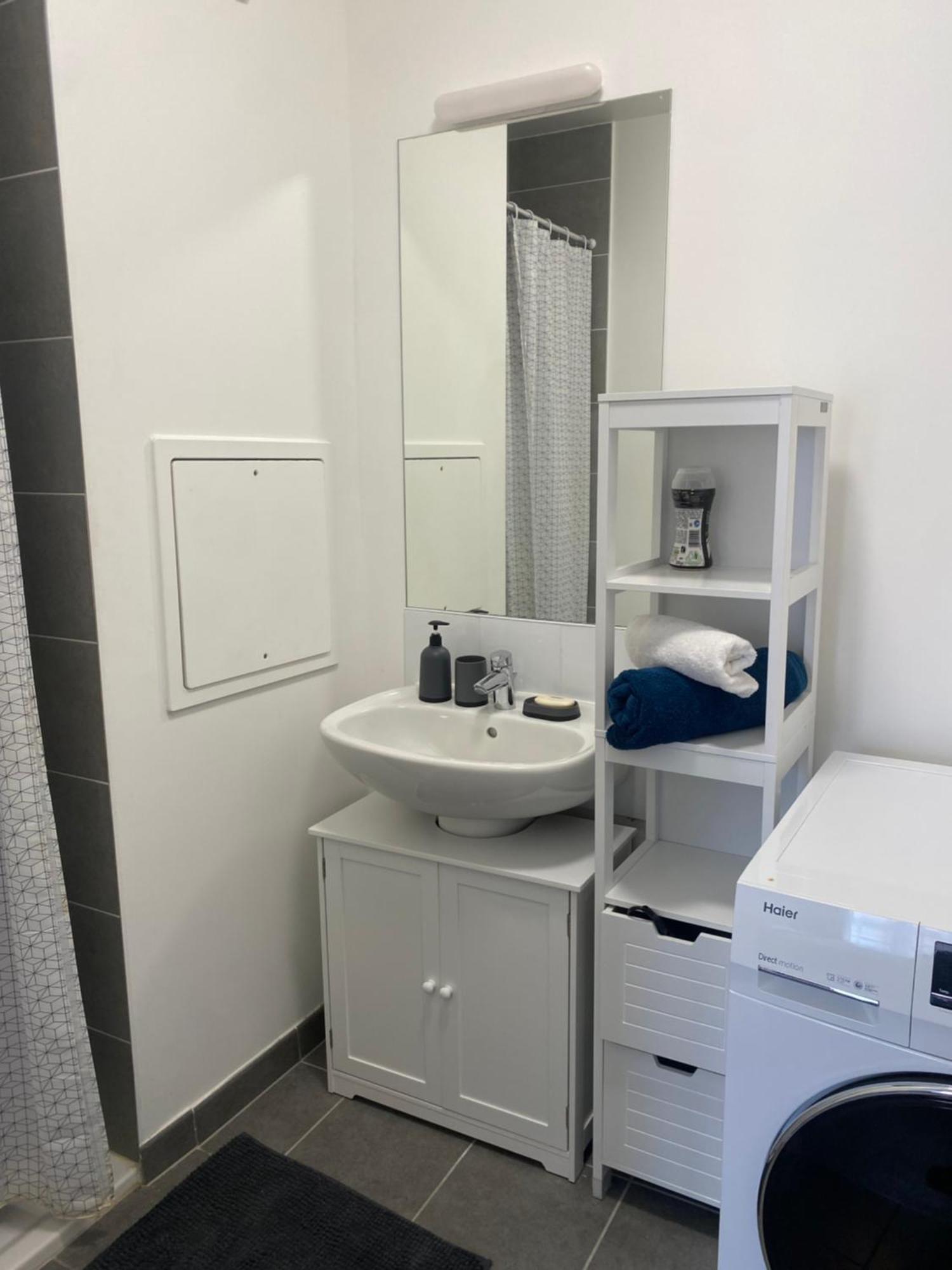 Appartement Cozy - Quartier Residentiel Melun Esterno foto
