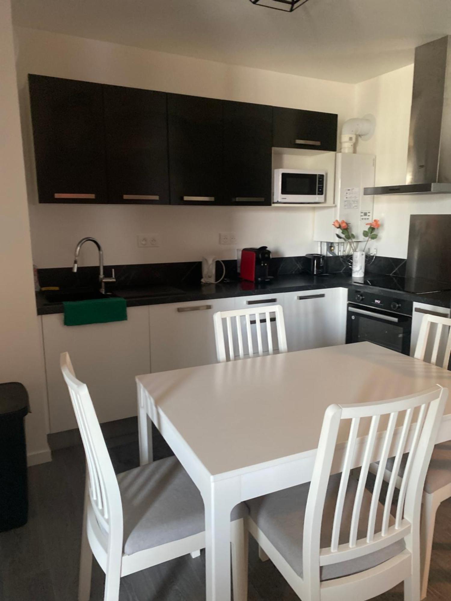 Appartement Cozy - Quartier Residentiel Melun Esterno foto